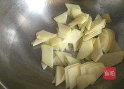 辣白菜炒土豆片的做法图解3