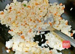 瑶柱火腿肠炒饭的做法图解4