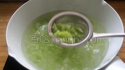 向日葵肉丁炒饭的做法图解11