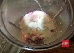红心火龙果奶昔的做法图解3