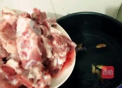 土豆烧排骨的做法图解5