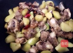 土豆烧排骨的做法图解11