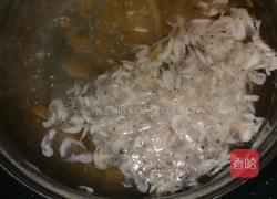 番茄榨菜蛋汤的做法图解3