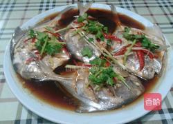 老屋私房菜 油泼鲳鱼的做法图解3