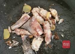 鱼骨疙瘩汤的做法图解6