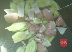 鸡蛋蔬菜炒面的做法图解3