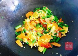 芦笋炒鸡蛋的做法图解12