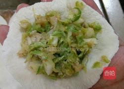 油渣西葫芦包子的做法图解16