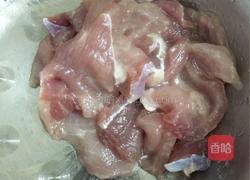西兰花番茄炒肉的做法图解3