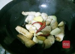 红烧肉煲鸡腿的做法图解4