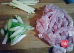 芹菜炒肉丝的做法图解4