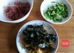 皮蛋瘦肉粥的做法图解3