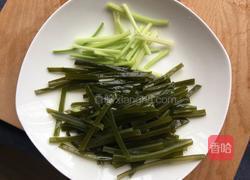 凉拌海带丝的做法图解1