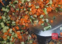 肉沫蛋炒饭的做法图解7
