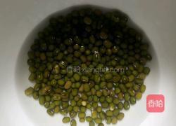 绿豆酥的做法图解1