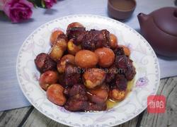 鹌鹑蛋红烧肉的做法图解1