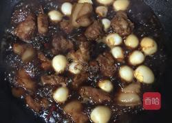 鹌鹑蛋红烧肉的做法图解8