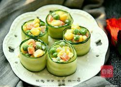 黄瓜蔬菜沙拉卷的做法图解6