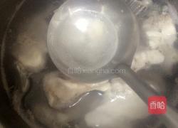 鱼骨汤的做法图解3