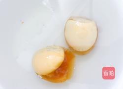 快乐的小金鱼---皮蛋豆腐的做法图解4
