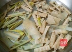 野小笋煮豆腐的做法图解2