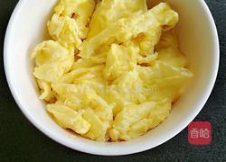 田园蛋炒饭的做法图解3