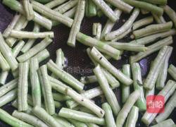 紫苏豆豉炒豆角的做法图解4