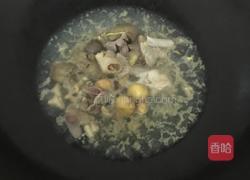 韭黄炒鸡肠的做法图解2