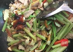 芹菜炒香干的做法图解8