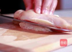 柠檬鸡胸肉拌面的做法图解1