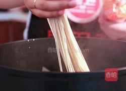 柠檬鸡胸肉拌面的做法图解6