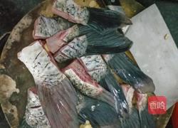 香煎鱼尾的做法图解1