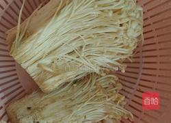 凉拌金针菇的做法图解2