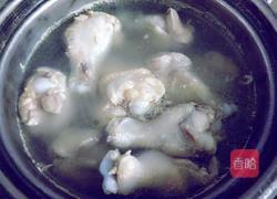 土豆鲍菇烧鸡翅根的做法图解2