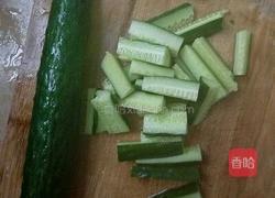 醋黄瓜的做法图解1