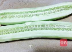 白瓜炒小黄牛的做法图解1