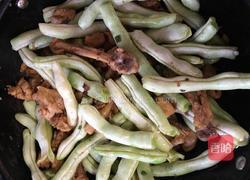 鸡腿炖豆角的做法图解6