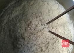 杂粮千层饼的做法图解2