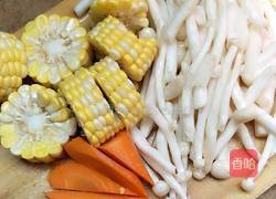 玉米萝卜瘦肉汤的做法图解3