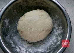韭菜木耳薄饼的做法图解1