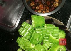 素苦瓜煲的做法图解2