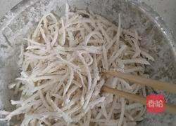 老干妈蛋炒土豆丝的做法图解2