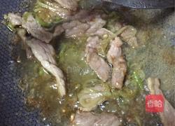 栗蘑炒瓜片的做法图解5