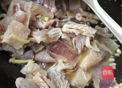 鱿鱼炒韭苔的做法图解15