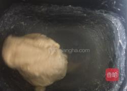 花朵豆沙面包的做法图解4