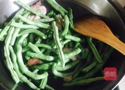 土豆炖豆角的做法图解3
