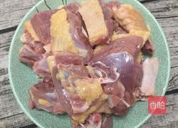 青蒜啤酒鸭的做法图解3