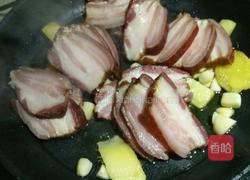 蒜苔炒腊肉的做法图解4