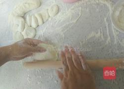 酸菜猪肉包子的做法图解10