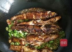 香煎秋刀鱼的做法图解5